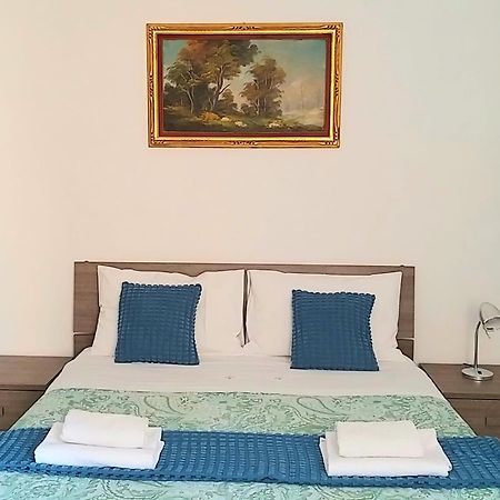 Amico Del Sole Bed and Breakfast Rom Exteriör bild